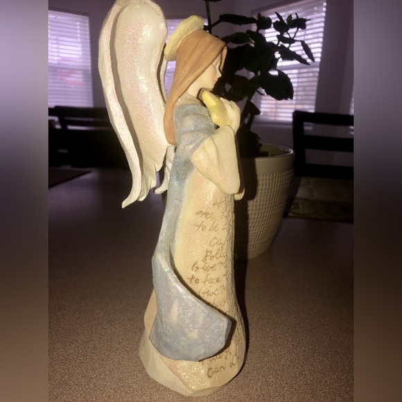 Enesco 9” Police Angel Prayer 2003 Figurine - Picture 4 of 6